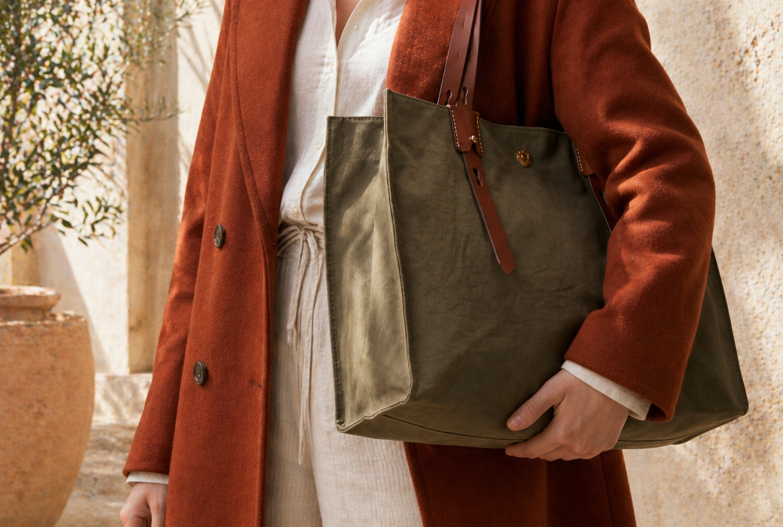 Edge Tote Bag 42