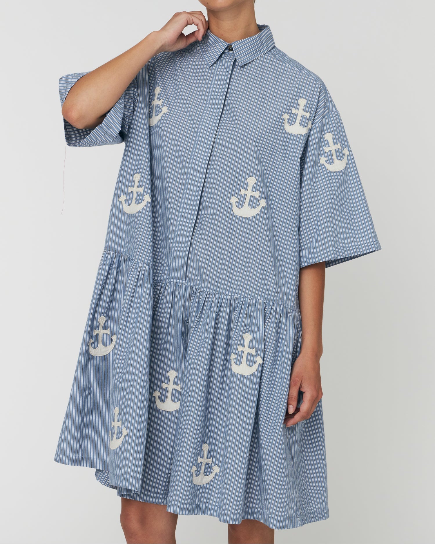 Oversized Kleid mit Anker | Blau