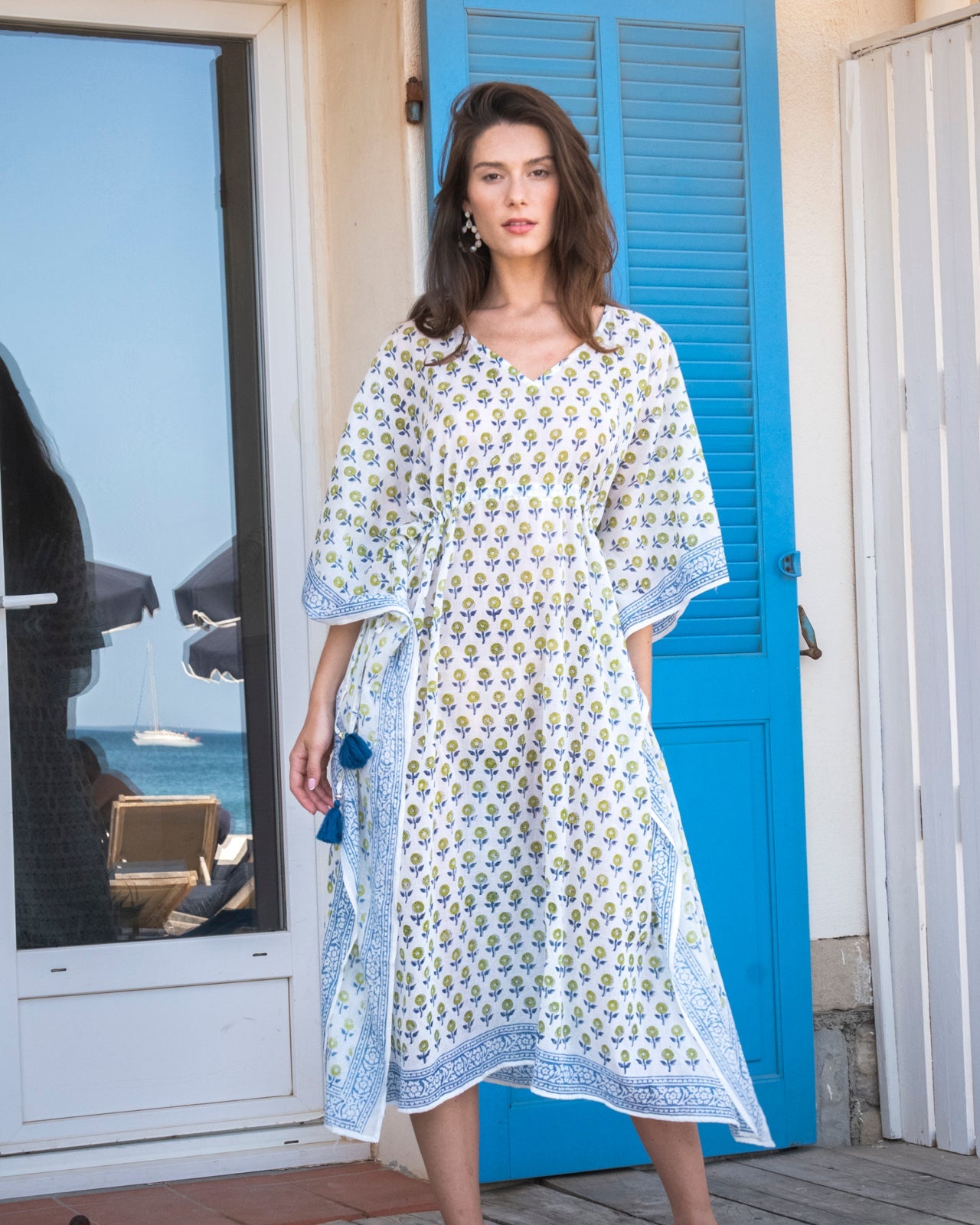 Langer Kaftan mit Muster | Hellblau