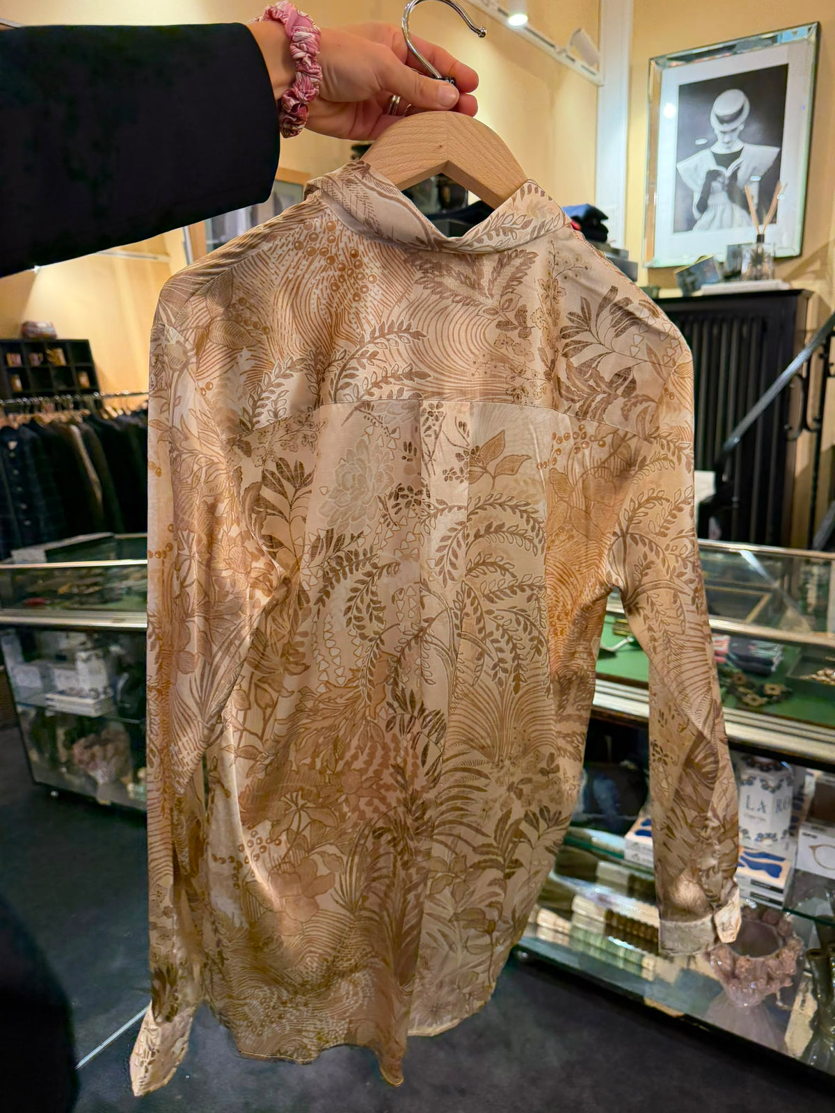 Seiden Bluse mit Blätter-Motiv